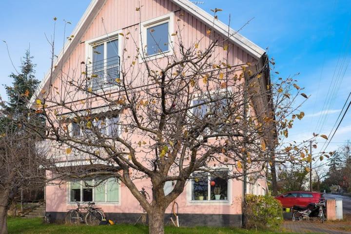 Pink House Room#1 Стокхолм Екстериор снимка
